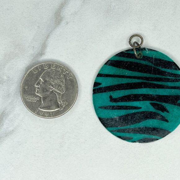 Blue Shell Disc Zebra Animal Print Upcycled Pendant - Picture 4 of 5